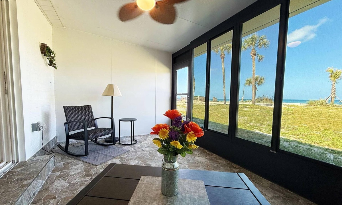 Golden Beach Apartment | Venice Villas Luxury Beachfront – Steps to Sand