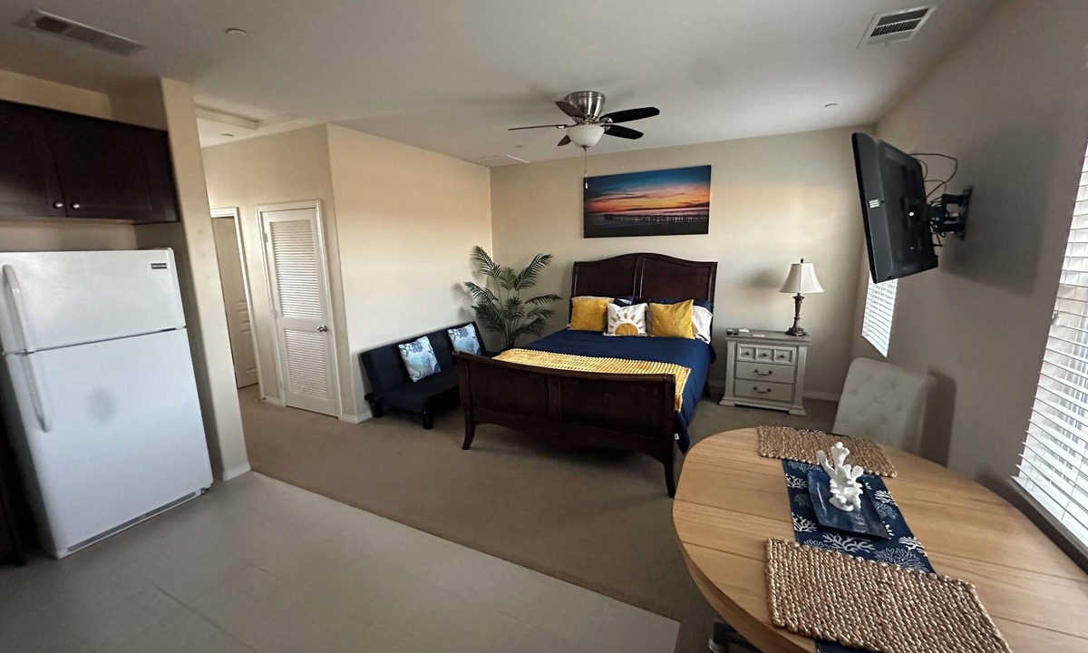 Ventura Apartment | Ventura studio, clean and convenient