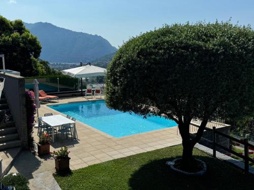 Vacallo House | Veralto - Modern Suite with Como Lake view