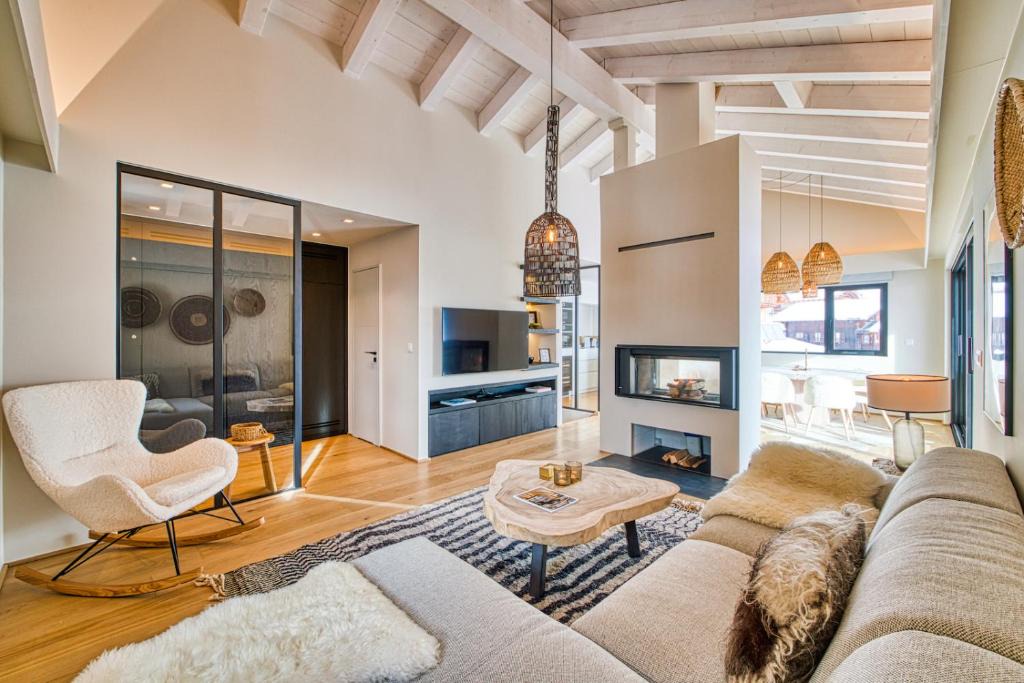 Levron Ski Chalet | Verbier Village Levron 3br chalet large terrace facing south