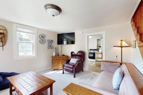 Proctorsville House | Vermont Farmhouse