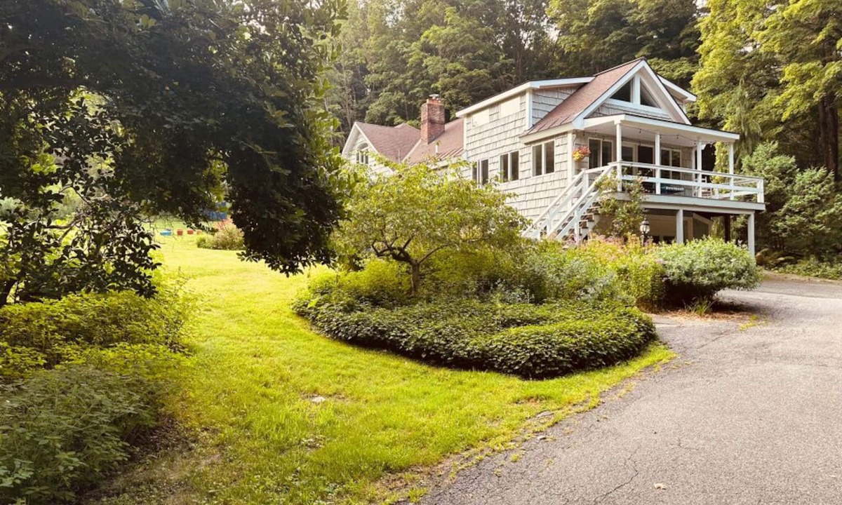 Monkton House | Vermont Home in the Woods