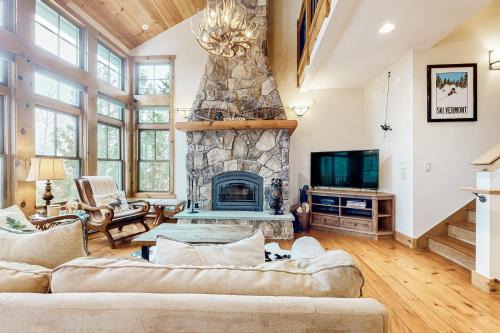Stratton Mountain House | Vermont Mountain Chalet