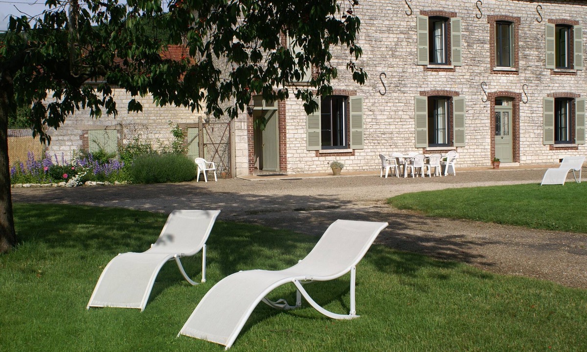 Vernon House | Vernon-Giverny: Restored farmhouse in a listed valley. Absolute calm!