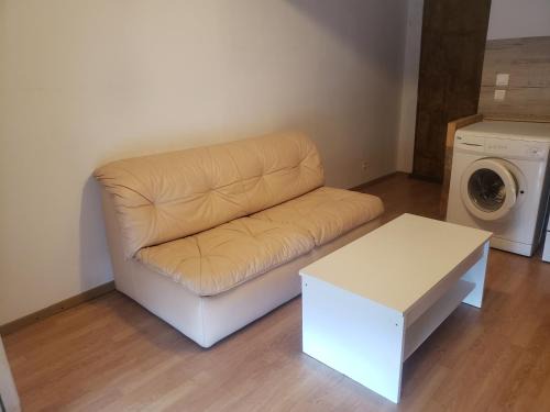 Cournonterral Apartment | vero tony
