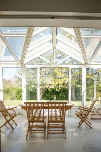 17th Arrondissement Batignolles-Monceau Villa | Versailles countryside Villa Golf