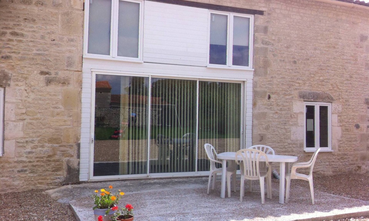 Duil-sur-le-Mignon House | Verseau, Les Constellations