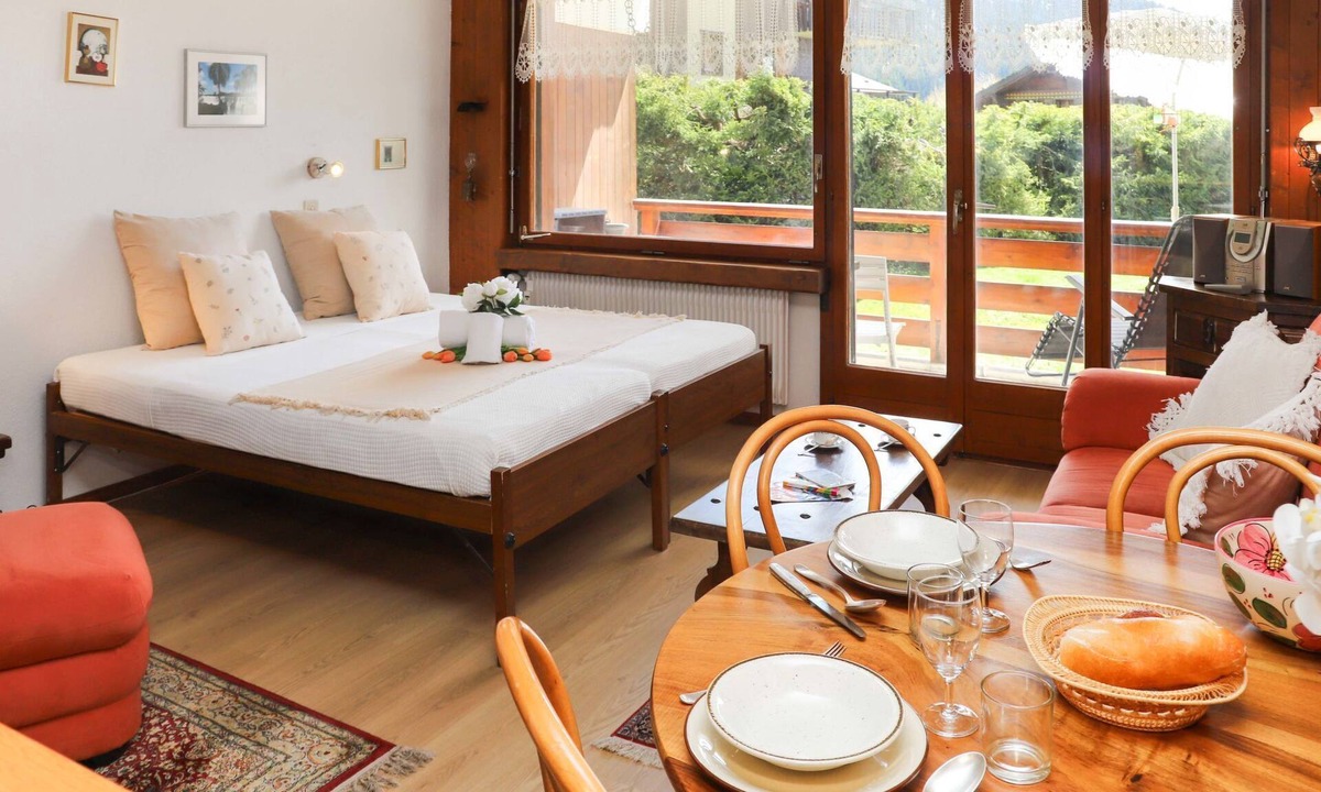 Verbier Apartment | Vert Pré 3 by Interhome