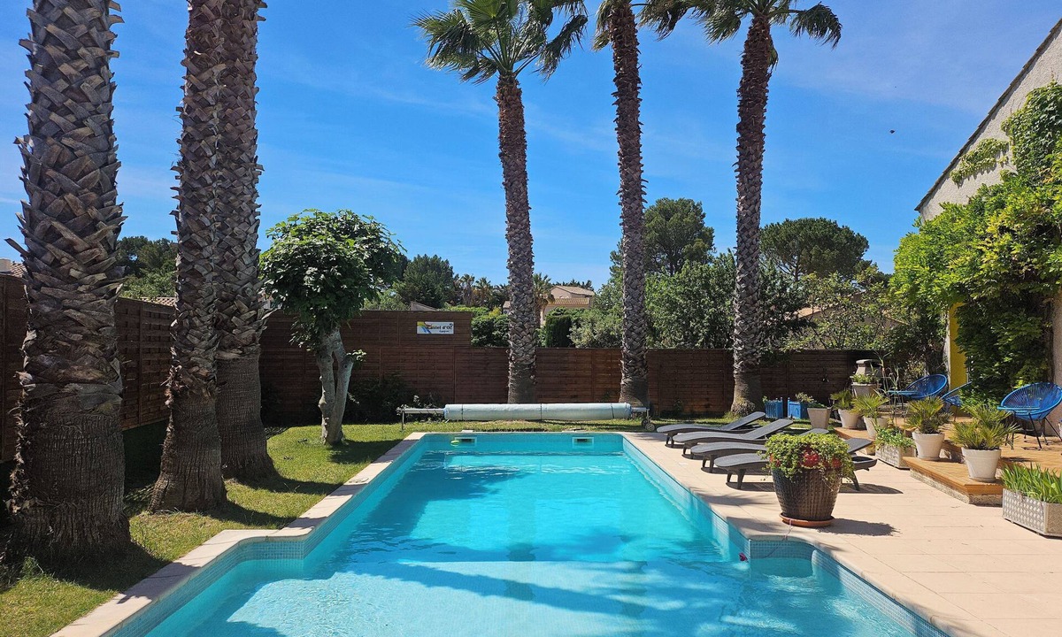 Lespignan House | Very beautiful spacious, comfortable and neat villa