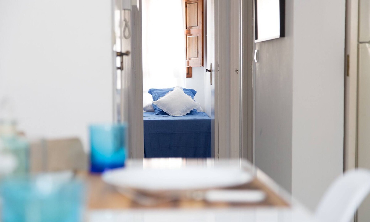 Old Town Apartment | Very bright apartment 1 min walk from the beach of Tossa recently refurbished