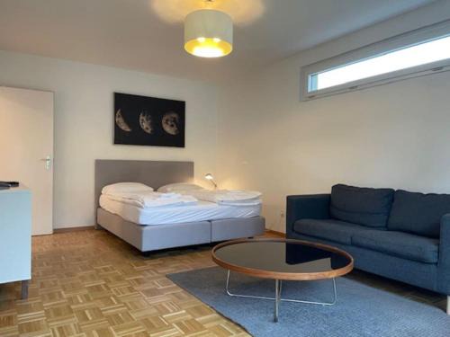 Hochschulen Apartment | Very central studio - Art 3