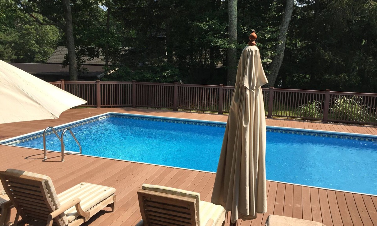 Flanders House | Very Private property between two ponds