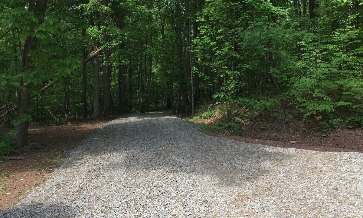 Halifax Cottage | Very Private With Hot Tub