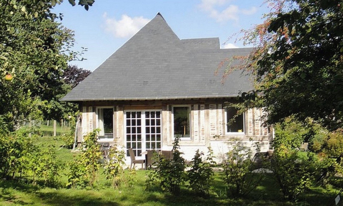 Gonneville-sur-Honfleur Cottage | Very quiet and beautiful nature view, charming gite near Honfleur