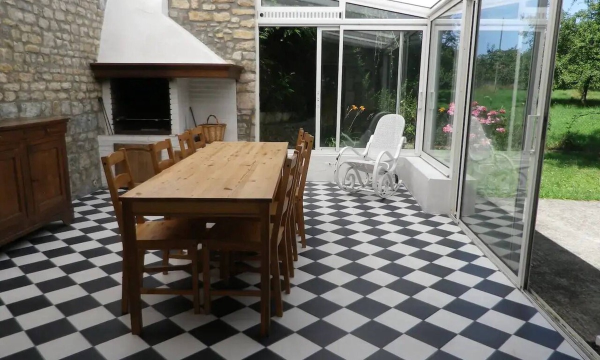 Fresville House | Very quiet. Typical Cotentin farmhouse, 12 km from the beach.