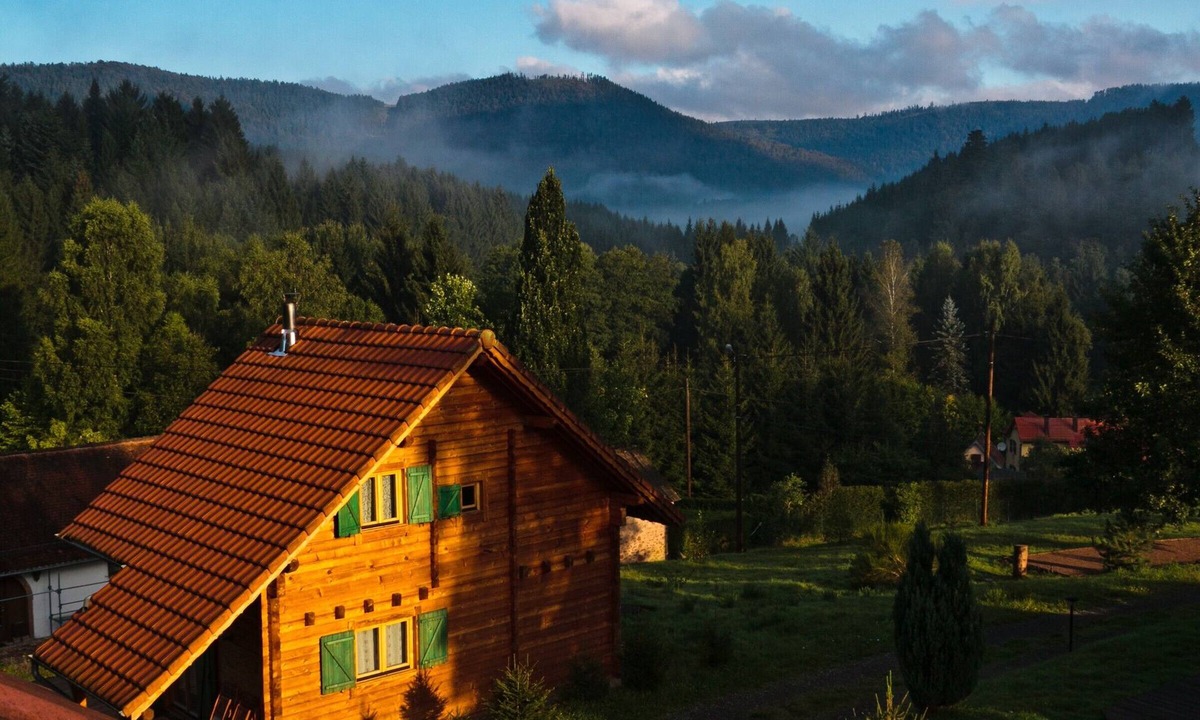 Saulxures House | Very quiet wooden house with log sauna in a charming environment