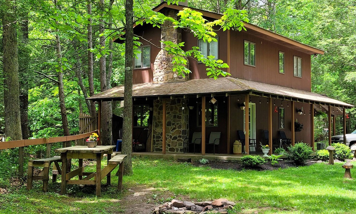 Dayton House | Via Serenity Stream