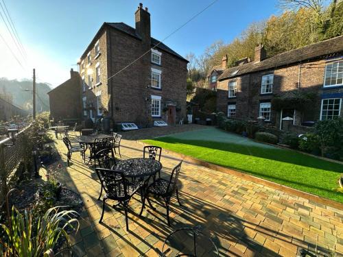 Coalbrookdale House | Viaduct Guest House