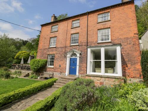 Lydbrook House | Viaduct House