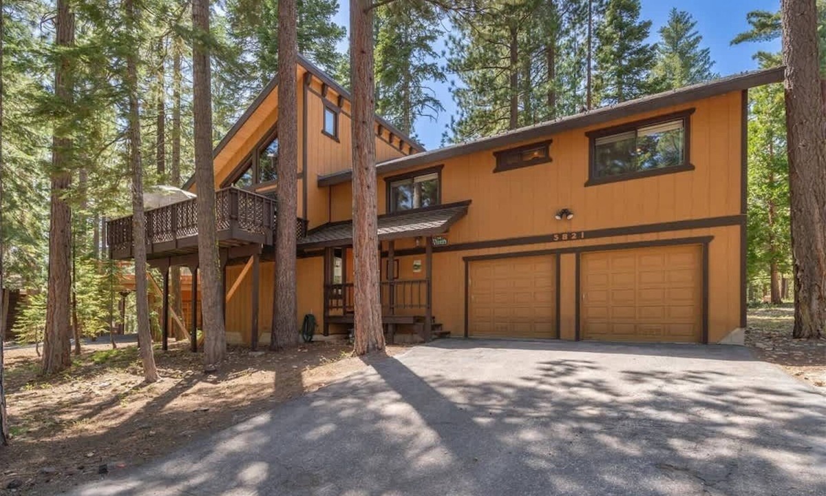Carnelian Bay Cabin | Viani Cabin