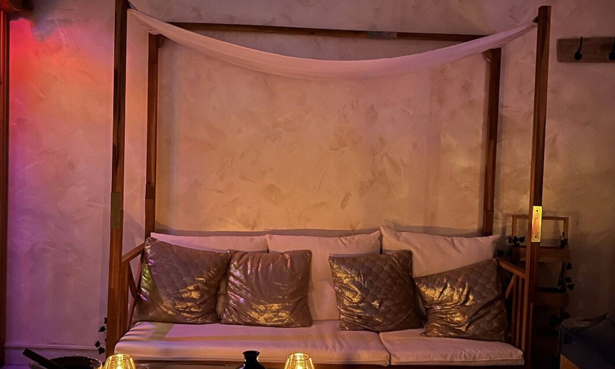 La Varenne Saint-Hilaire Apartment | Vibes Spa