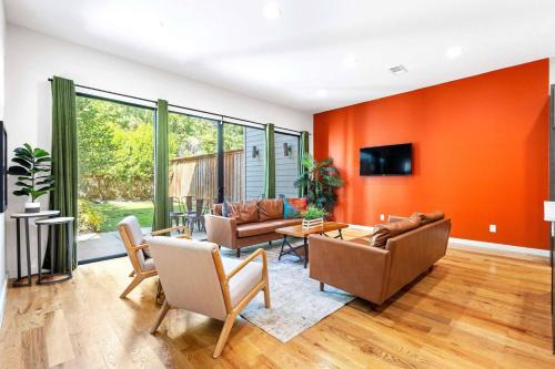 Dallas House | Vibrant Ambiance Downtown DART Mkt Ctr AAArena