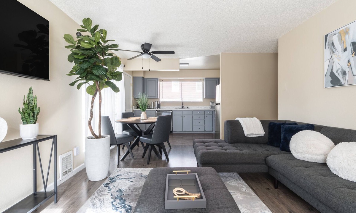 Downtown Apartment | Vibrant Downtown Condo
