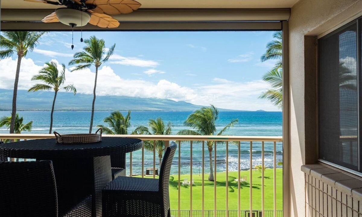 Maalaea Condo | Vibrant Oceanfront Condo: Extraordinary View, Pool