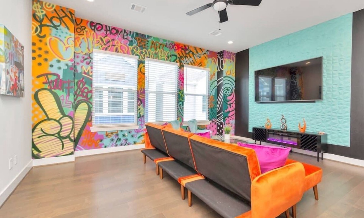 Riverside Terrace Condo | Vibrant Twnhome near Med. Ctr | Dwntwn w/Garage