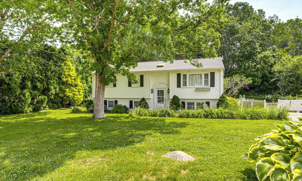 Westerly House | Vibrant Westerly Home w/Private Pool & Yard!