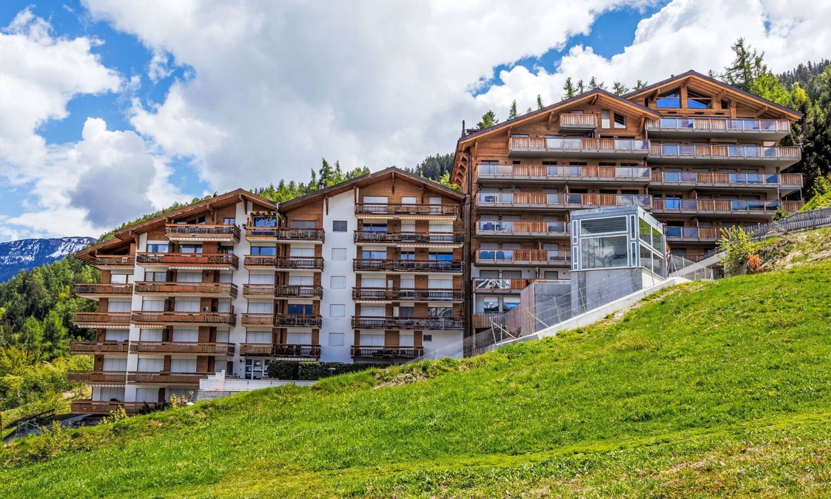 Saint-Pierre-de-Clages Apartment | Victoria 1 C1 by Interhome