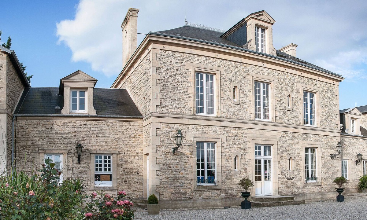 Tracy-sur-Mer House | Victoria Arromanches B&B