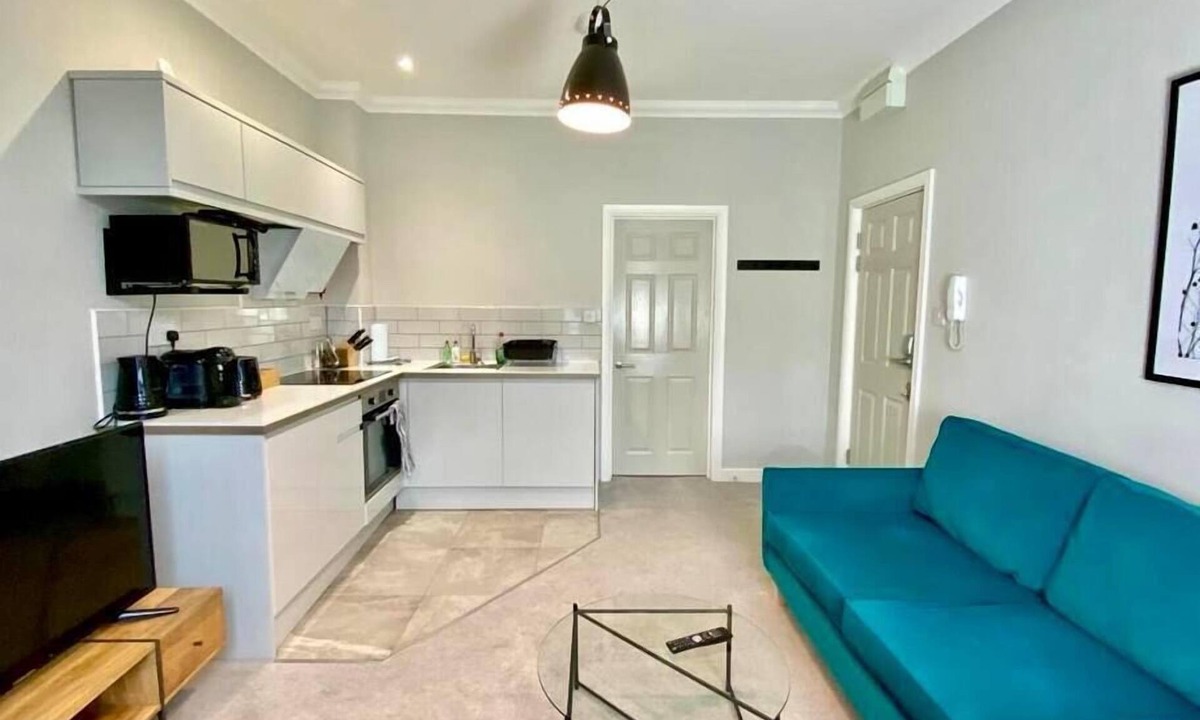 Canton Apartment | Victoria House A by Switchback Stays