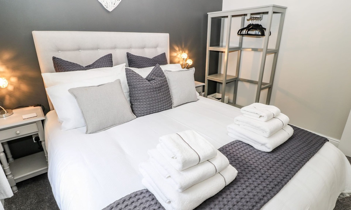 Hepworth Cottage | Victoria House