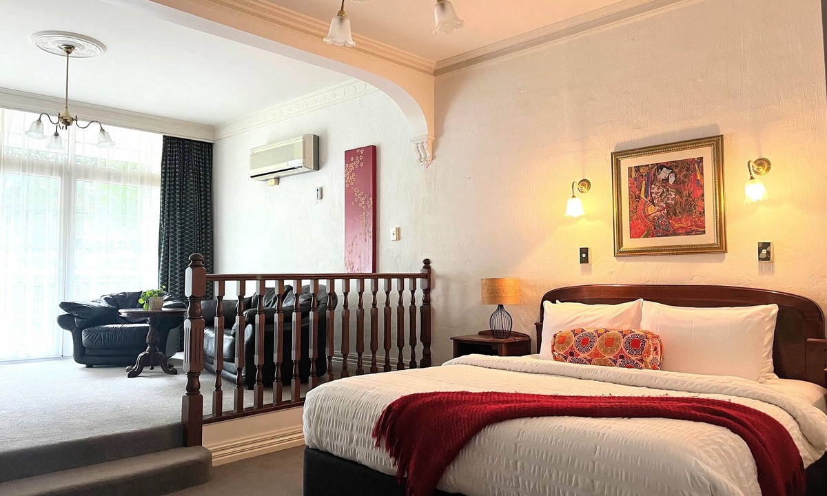 Croydon North Hotel | Victoria House Motor Inn