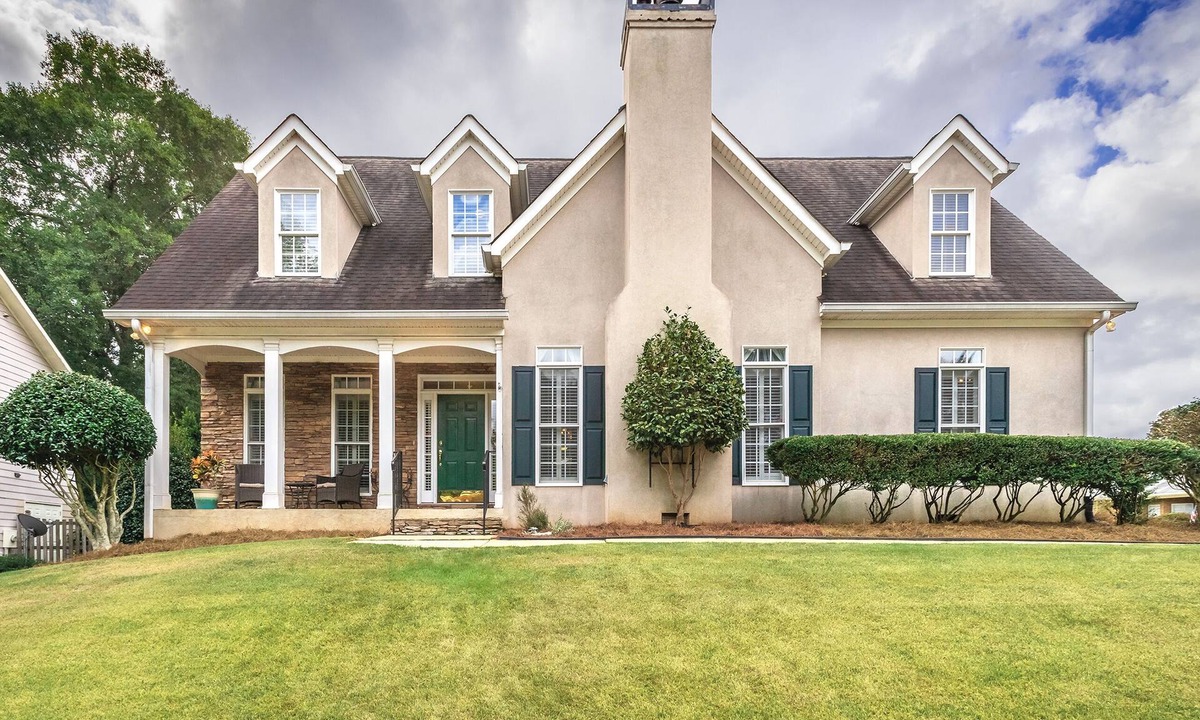 Fayetteville House | Victorian House located minutes from Trilith Studios