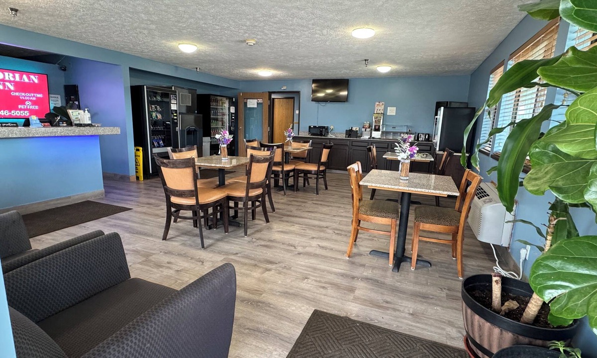 Central City Hotel | Victorian Inn
