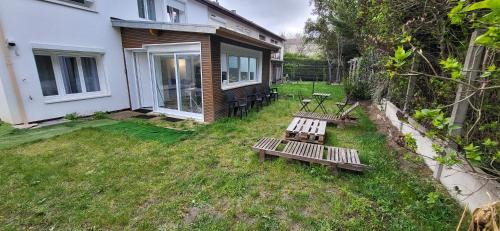 Soisy-sous-Montmorency House | Vie Agréable JARDIN GRANDE CUISINE SALON 2 CHAMBRES