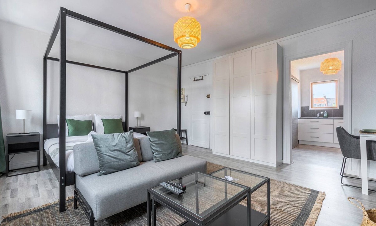 Old Lille Apartment | Vieux Lille - Quiet studio ideally located!