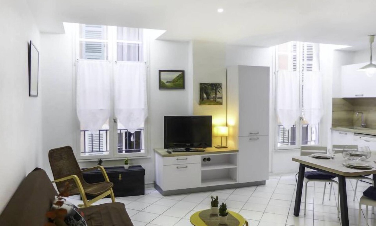 Old Town Apartment | Vieux Nice by Interhome