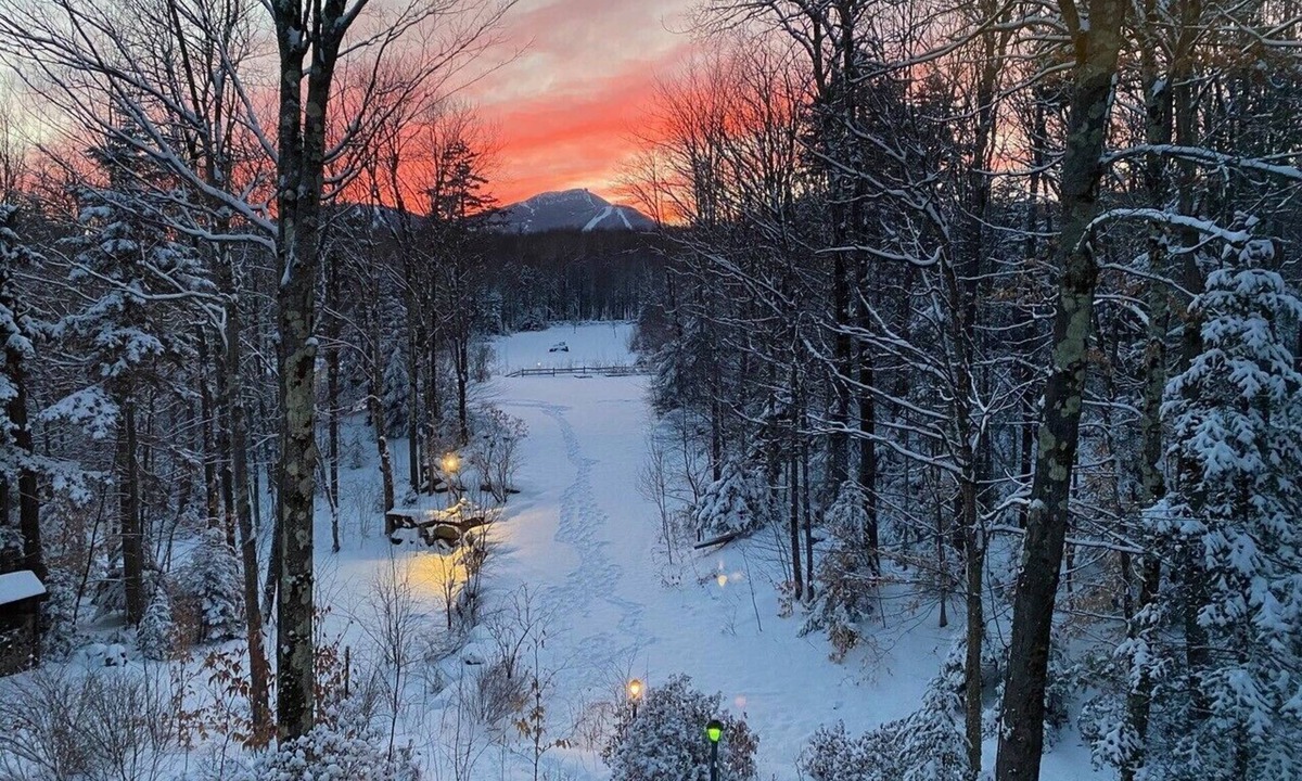 Jay House | View of Jay Peak from the Hot Tub!