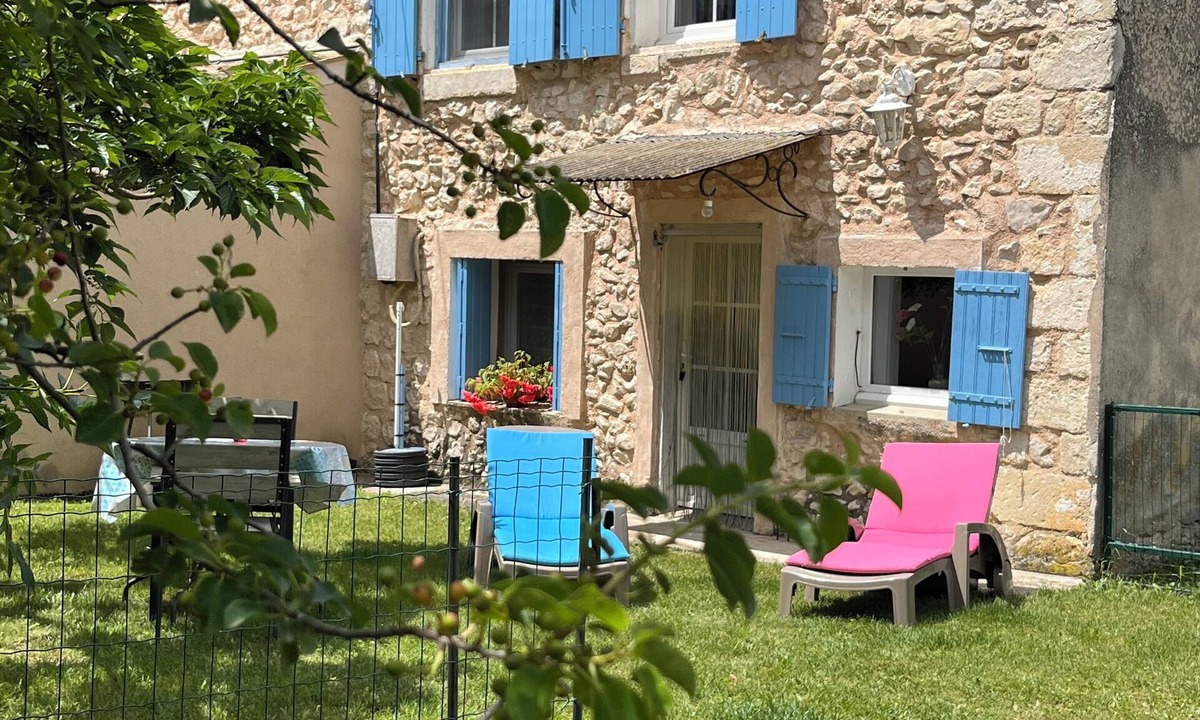 Sault House | View of Sault