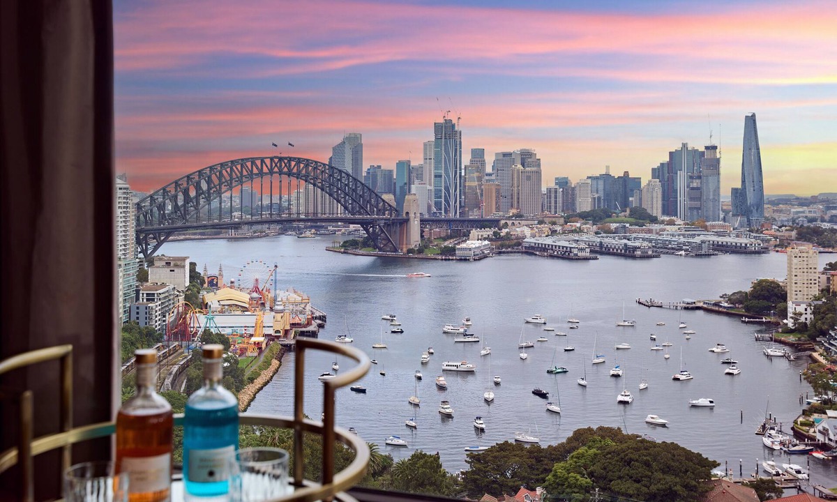 North Sydney Hotel | View Sydney