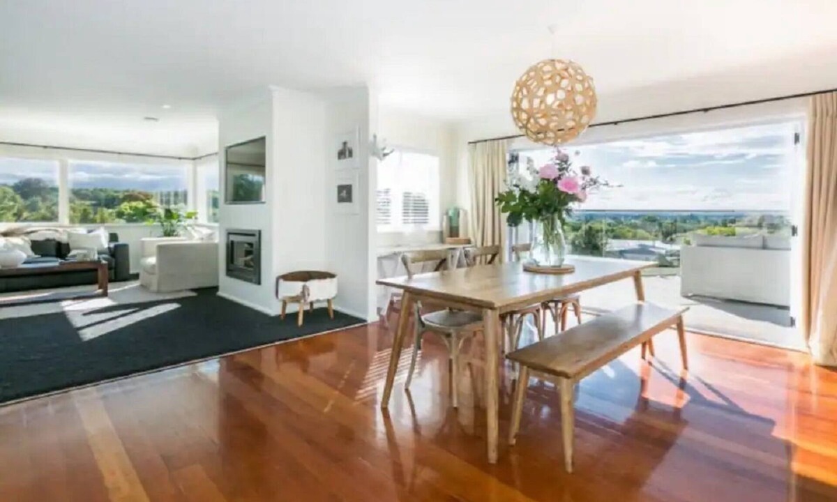 Havelock North House | Views, close to town