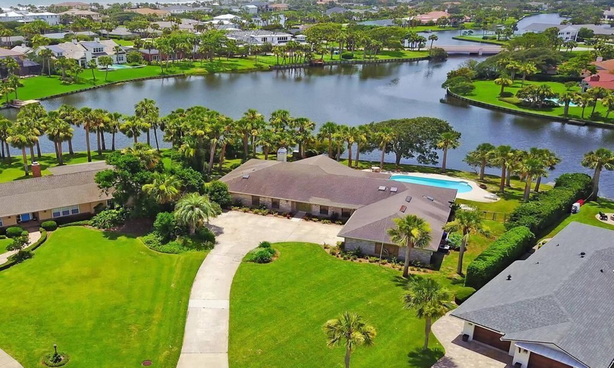 Old Ponte Vedra Beach House | VIEWS! Newly renovated single family home on cul de sac with pool close to beach access!
