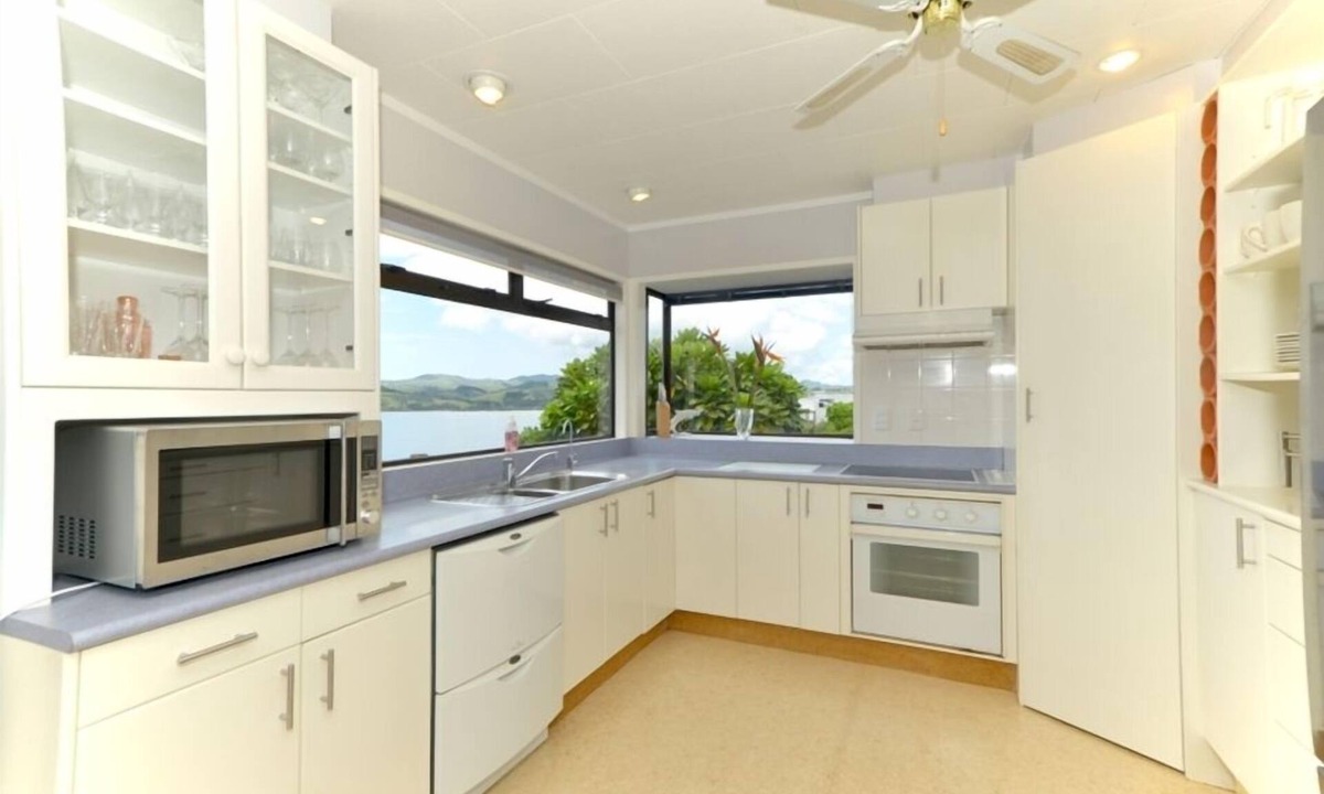 Mangonui House | Views, Sun, Peace and tranquility