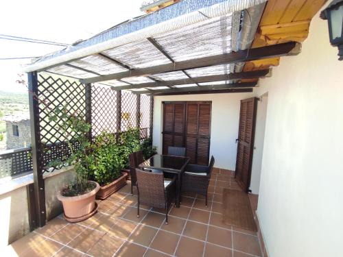 Tolva House | Vila Mont Rebei