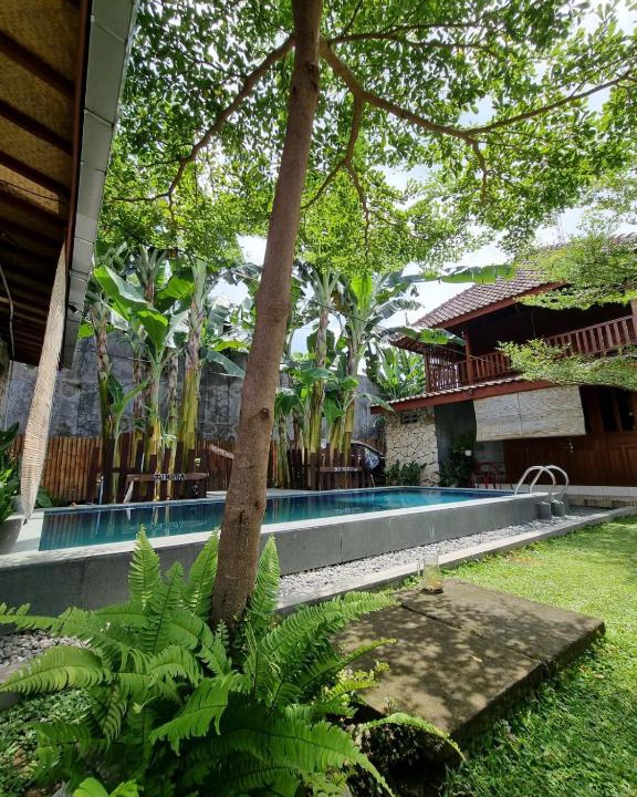 Pogung Lor Villa | Vila Raja Banana Leaf Mlati