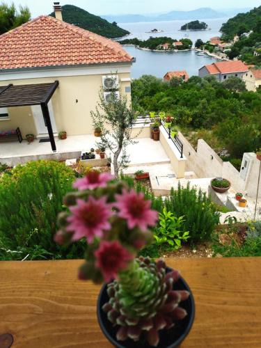 Prozurska Luka Apartment | VILA ROZA
