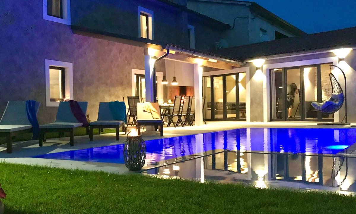 Melnica Villa | Vila Samanta by Villas Guide
